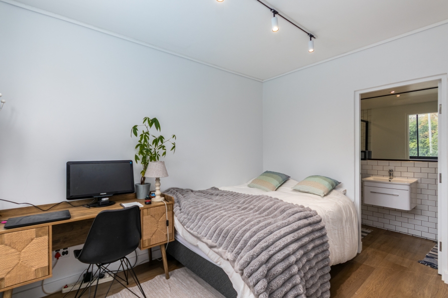 2 Bedroom Property for Sale in Claremont Upper Western Cape